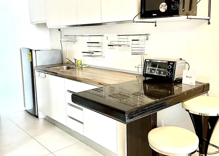 Cozy Near Eastwood Qc * Manila